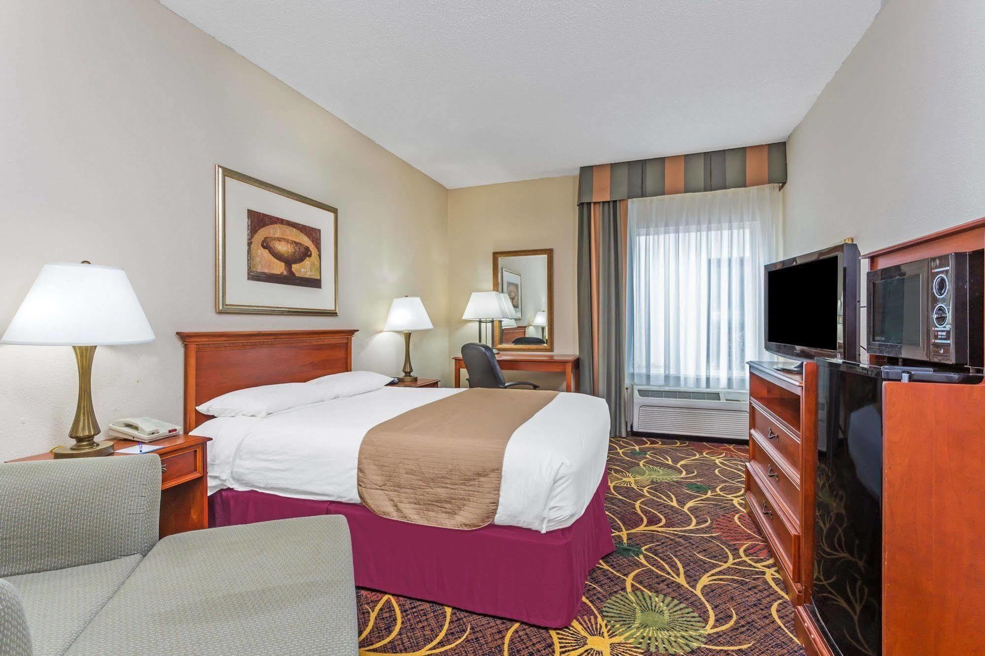 Baymont By Wyndham Cornelia Hotel Luaran gambar