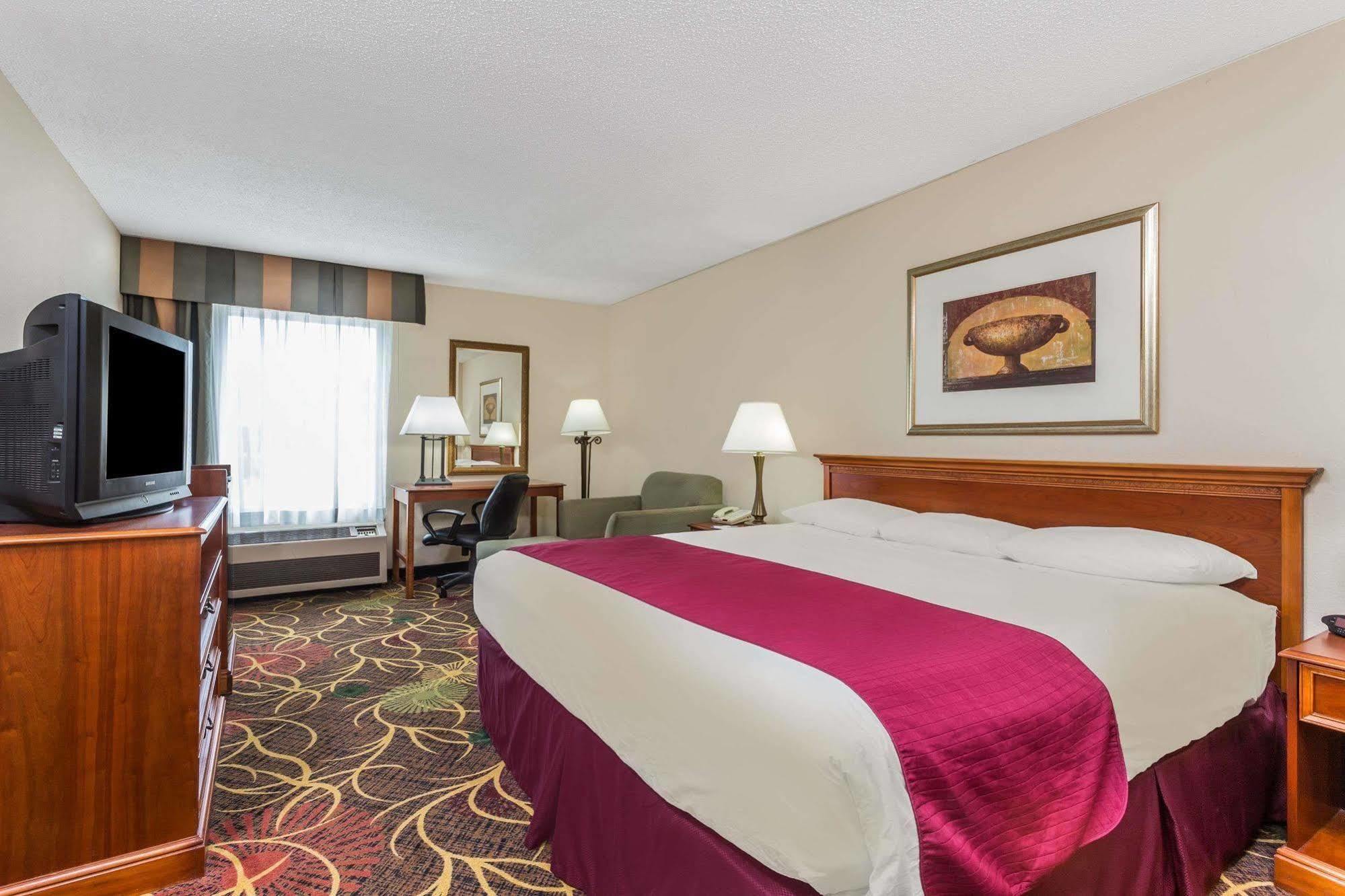 Baymont By Wyndham Cornelia Hotel Luaran gambar